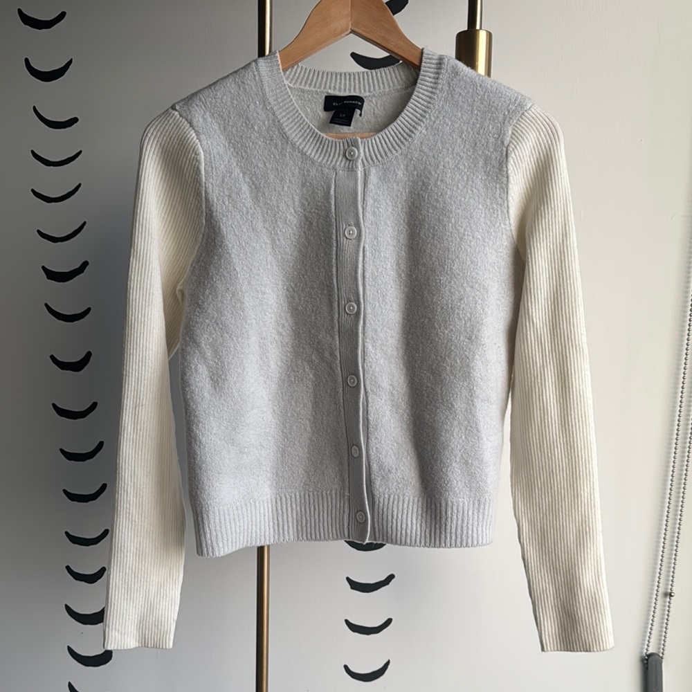 Club Monaco Women’s Teddy Bear Colour Blocked Sweater Cardigan